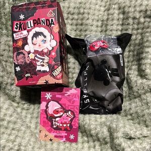 SKULLPANDA Tell Me What You Want - Home Alone